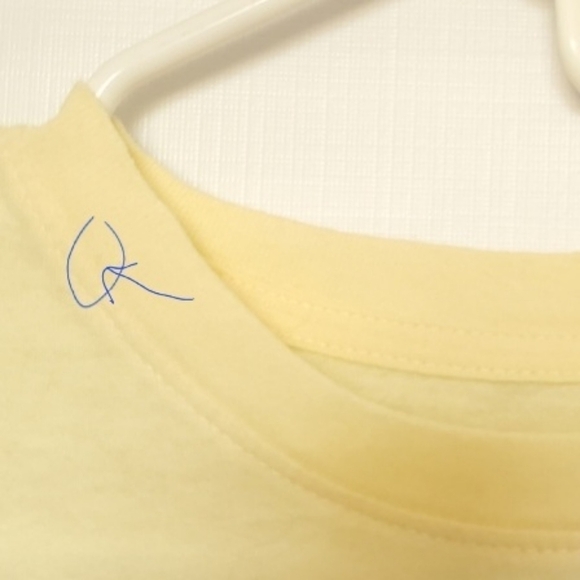 BRITNEY SPEARS STRONGER GRAPHIC TEE YELLOW PINK SHORT SLEEVE WOMENS ( S ) - Picture 7 of 8